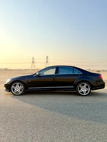 Pristine Mercedes-Benz S-Class S 500 | 2012 | GCC Specs