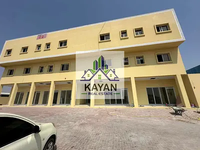 Brand-new labor accommodation: 10 apartments, 20 rooms, 10 kitchens, 10 bathrooms, ACs.