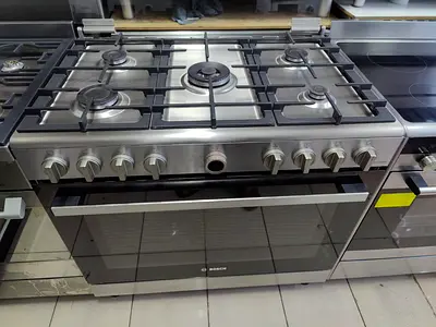 Bosch latest model 5 burner full gass with fan full heavy duety stove 90x60 cooking and hew