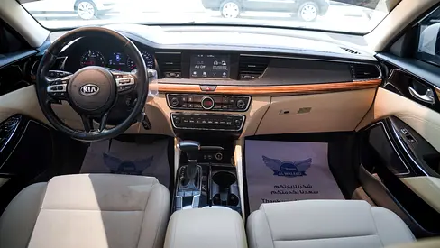 2020 KIA CADENZA 照片 11