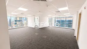 VACANT UNIT | UNFURSHED | FITTED