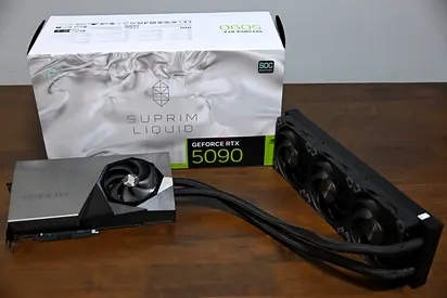 MSI RTX 5090 32G Suprim Liquid SOC - Like New