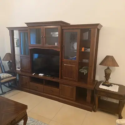 TV & DISPLAY WALL UNIT