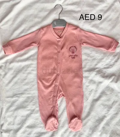Pink footed baby sleepsuit / romper / 0-12 months / AED 9