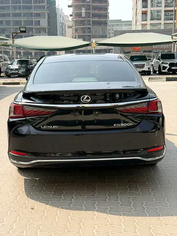2021 Lexus ES-SERIES 照片 2