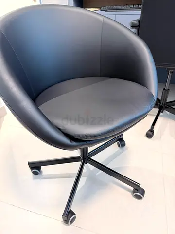 Modern Black Swivel Desk Chair