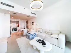 Fully Furnished | High Floor | Multiple Cheques
