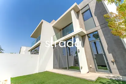 Single Row | Landscaped | Available Now