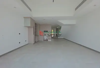 Single Row | Vacant | Large Terrace