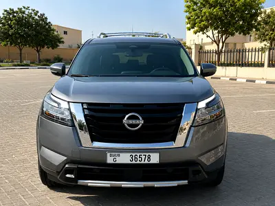 NISSAN PATHFINDER SL 2024