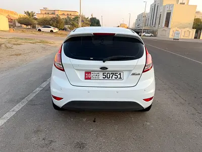 2013 FORD FIESTA 照片 4