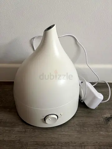 White Ultrasonic Humidifier / Aroma Diffuser - Good Working Condition