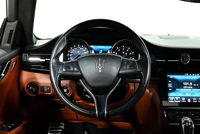 2017 Maserati QUATTROPORTE photo 9