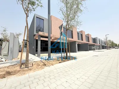 Very special new townhouse with four bedrooms and a majlis