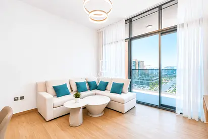 FULLY FURNISHED | SPACIOUS LAYOUT PRIME LOCATION
