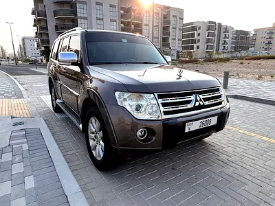 Mitsubishi Pajero GLS 2010