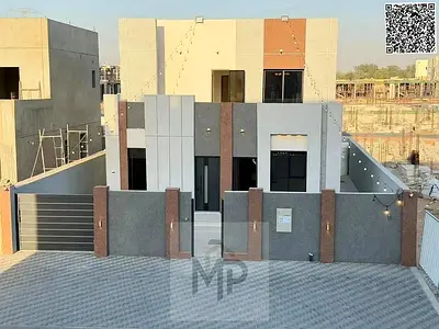 فيلا فاخرة للبيع، جميع الرسوم والتسجيل متضمنة، ملكية حرة مدى الحياة.
