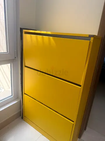 Shoe rack  Cabinet - Yellow