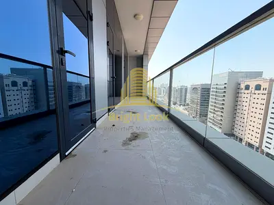 🏡 Spacious 2BHK with Maid’s Room & Balcony | Electra Street