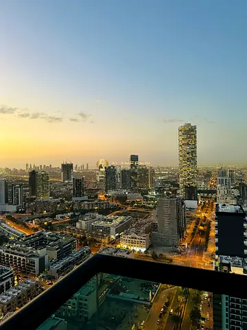 Thrilling Balcony Views | Corner Unit | Spacious | Furnished
