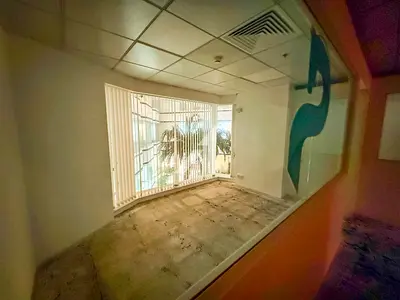 Fitted Office | Fairmont Tower | SZR