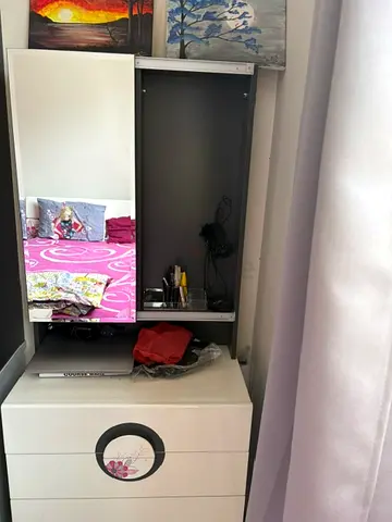 Dresser with drawers - Home centre material
