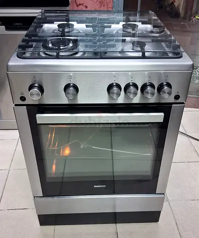 Beko New model 4 Burner Full Gas Cooker Range. 60×60Cm. Same like New Condition.