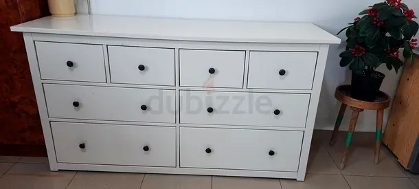 Side board