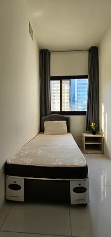 PARTITION ROOM