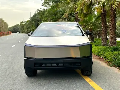 2024 Tesla CYBERTRUCK 照片 3