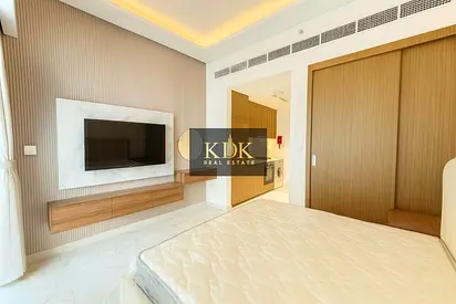Modern Studio | Balcony | Community & Park View
