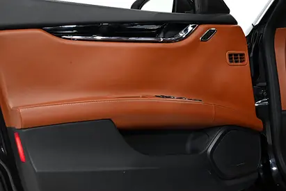 2017 Maserati QUATTROPORTE photo 14