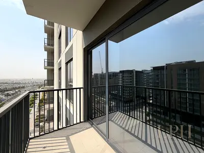 Mid Floor I Direct Park Access I Unfurnished