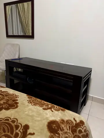 Oakwood tv table