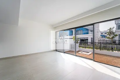 Brand new | Vacant | Close to amenities