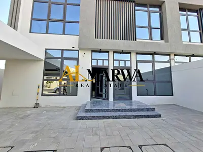 Brand New 5BR Villa ,Modern, Luxury, Separate majilis, private elevator ready to move