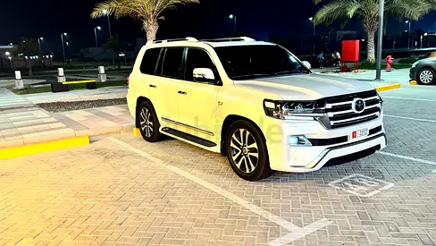 Toyota Land Cruiser VXS 2018 | GCC Specs | Top Line