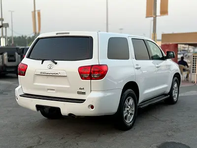 2012 Toyota SEQUOIA — фото 10