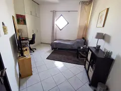 Private Room available for lady. 1800