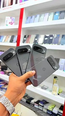 Google Pixel phones - multiple units available, good condition