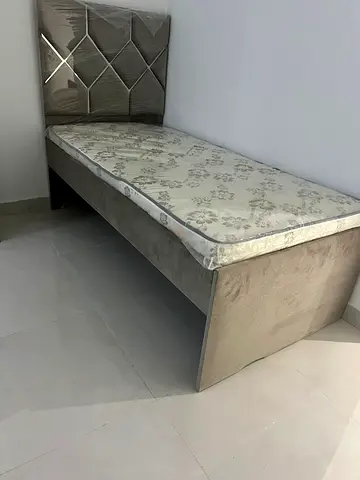 Single bed with mattress selling