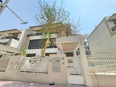 4BR + Maid | Spacious | Fitted Kitchen