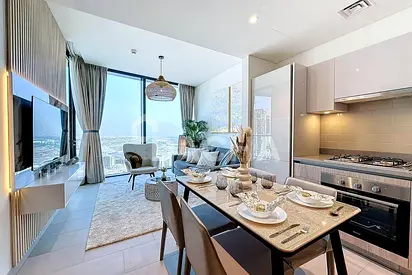 Furnished | High floor | Lagoon view