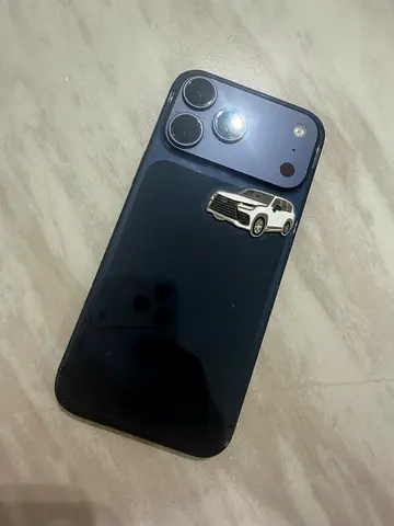 Iphone 17 pro max 512 gb Under warranty
