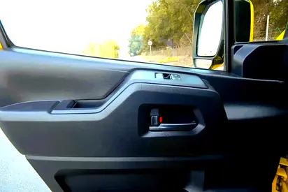 2020 Toyota HIACE — фото 16