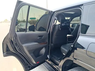 صورة 15 لـ 2022 Toyota LAND CRUISER