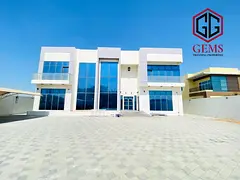 LUXURY DESIGN | SERVANT BLOCK | SPACIOUS | GARDEN
