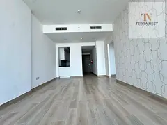 HIGH FLOOR | NEAR EXIT | NEAR PARK