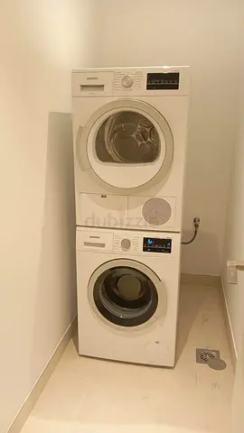 Siemens iQ500 Separate 9kg washer and dryer Set