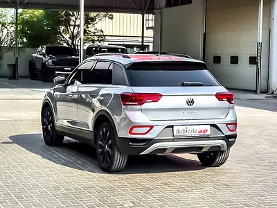 صورة 8 لـ 2023 Volkswagen T-ROC